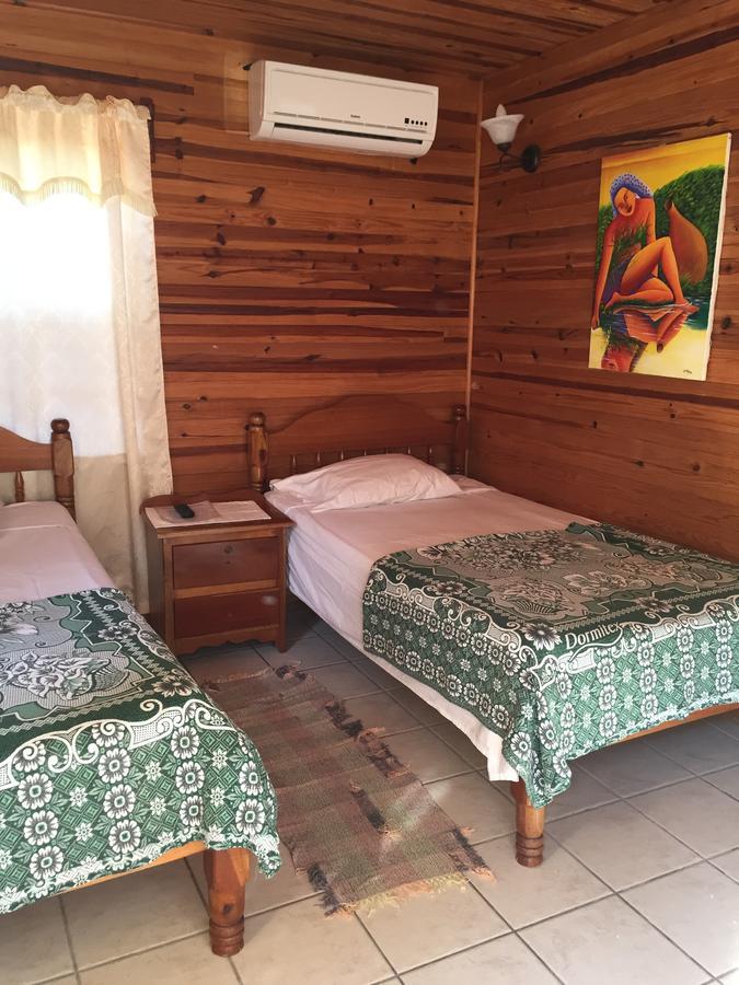 Blue Wave Guest House Caye Caulker Luaran gambar