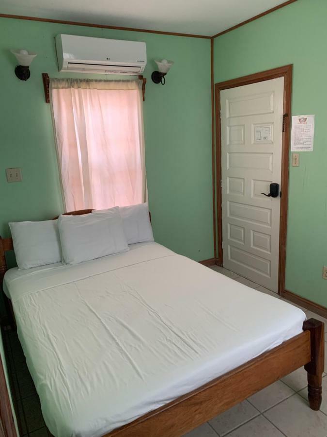Blue Wave Guest House Caye Caulker Luaran gambar